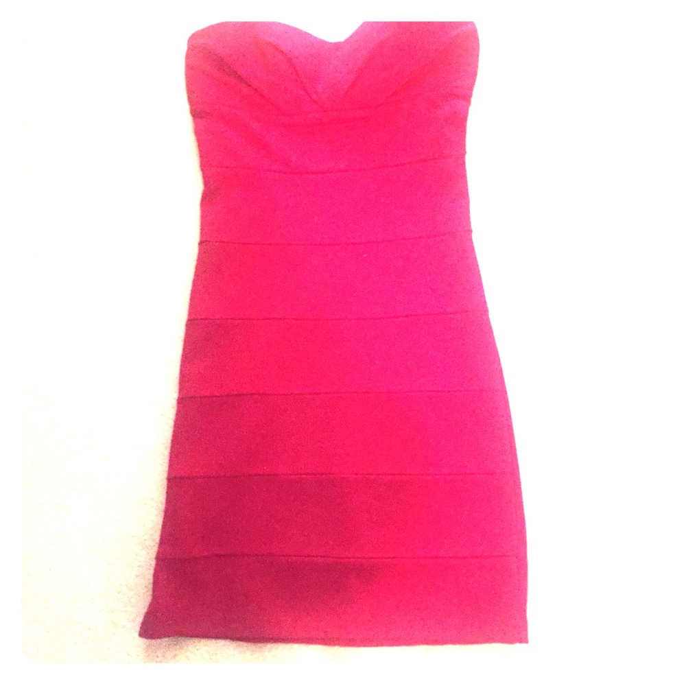 Red strapless dress
